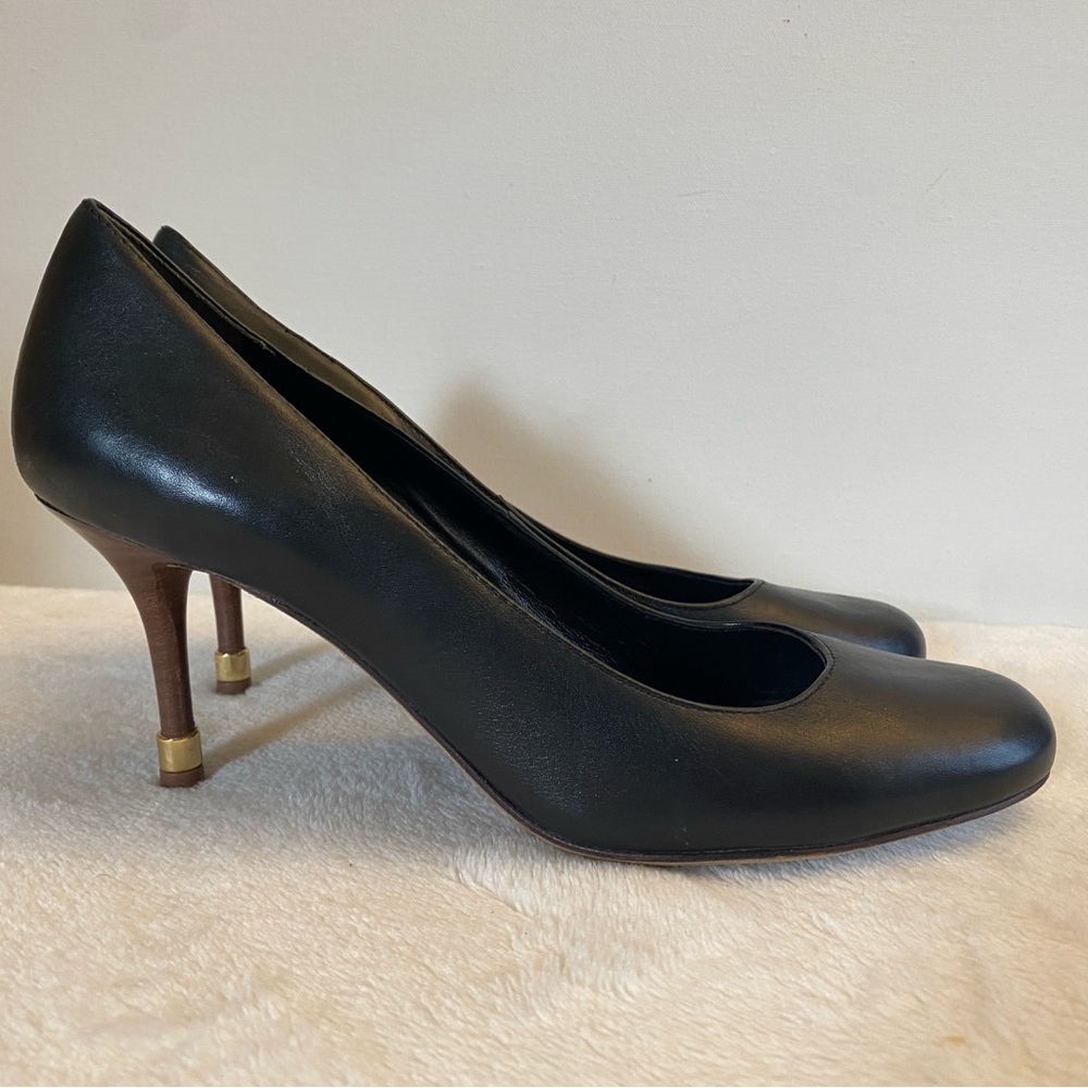 Tory Burch Black Leather Pumps With Rounded Toe